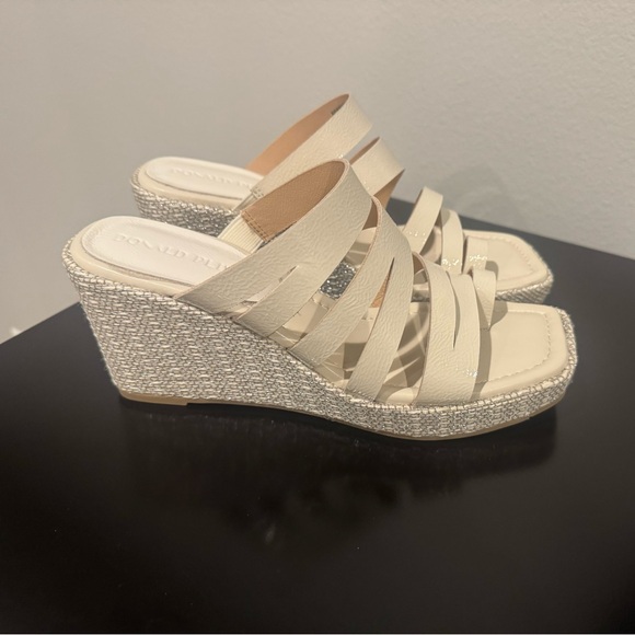 Donald J. Pliner Shoes - Donald Pliner Anamarci Wedge Sandals New in Box